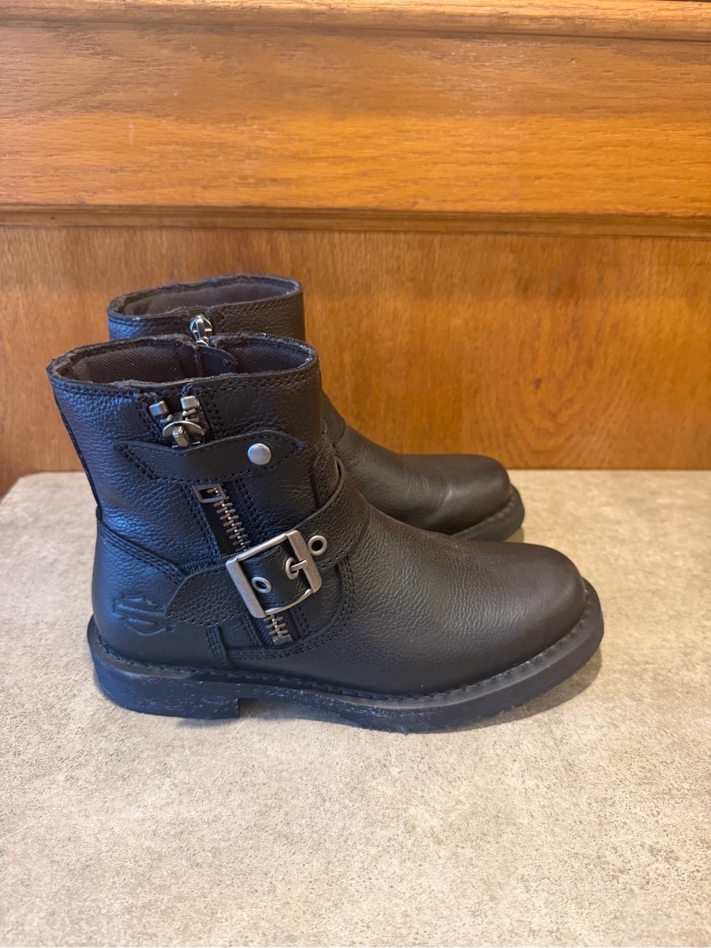 Harley Davidson Women’s Addie Black Leather Zip & Buckle Boot size 6.5